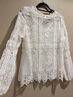 Davi & Dani White Crochet Lace Tunic Top L Boho Scallop Festival