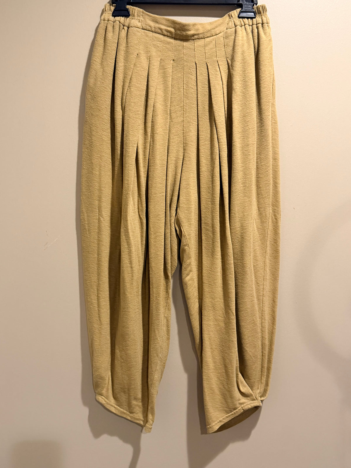 Free People Mustard green Pleated Harem Pants Slouchy Boho Size M