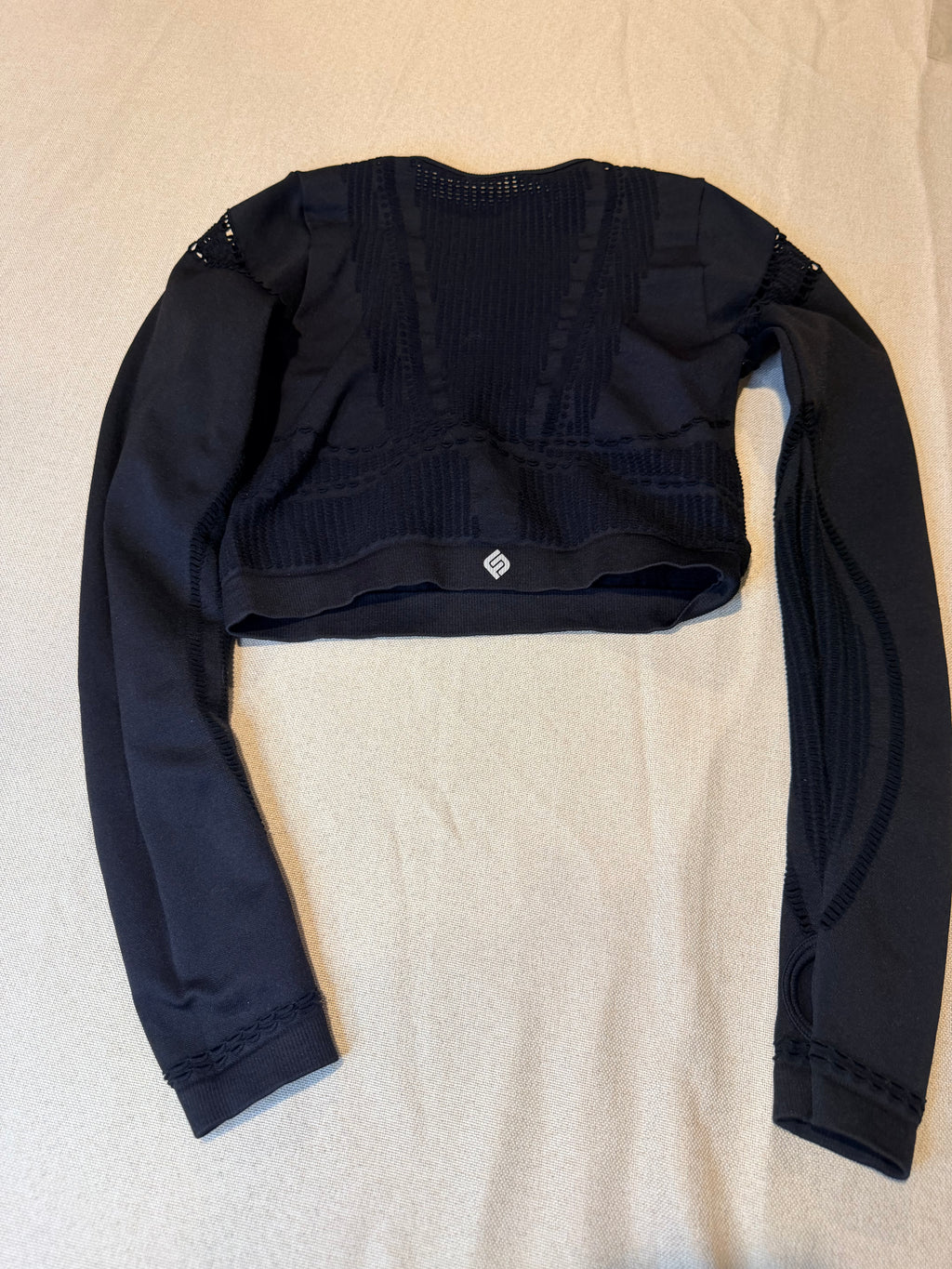 Fashion Nova Black Long Sleeve Cropped Knit Top
