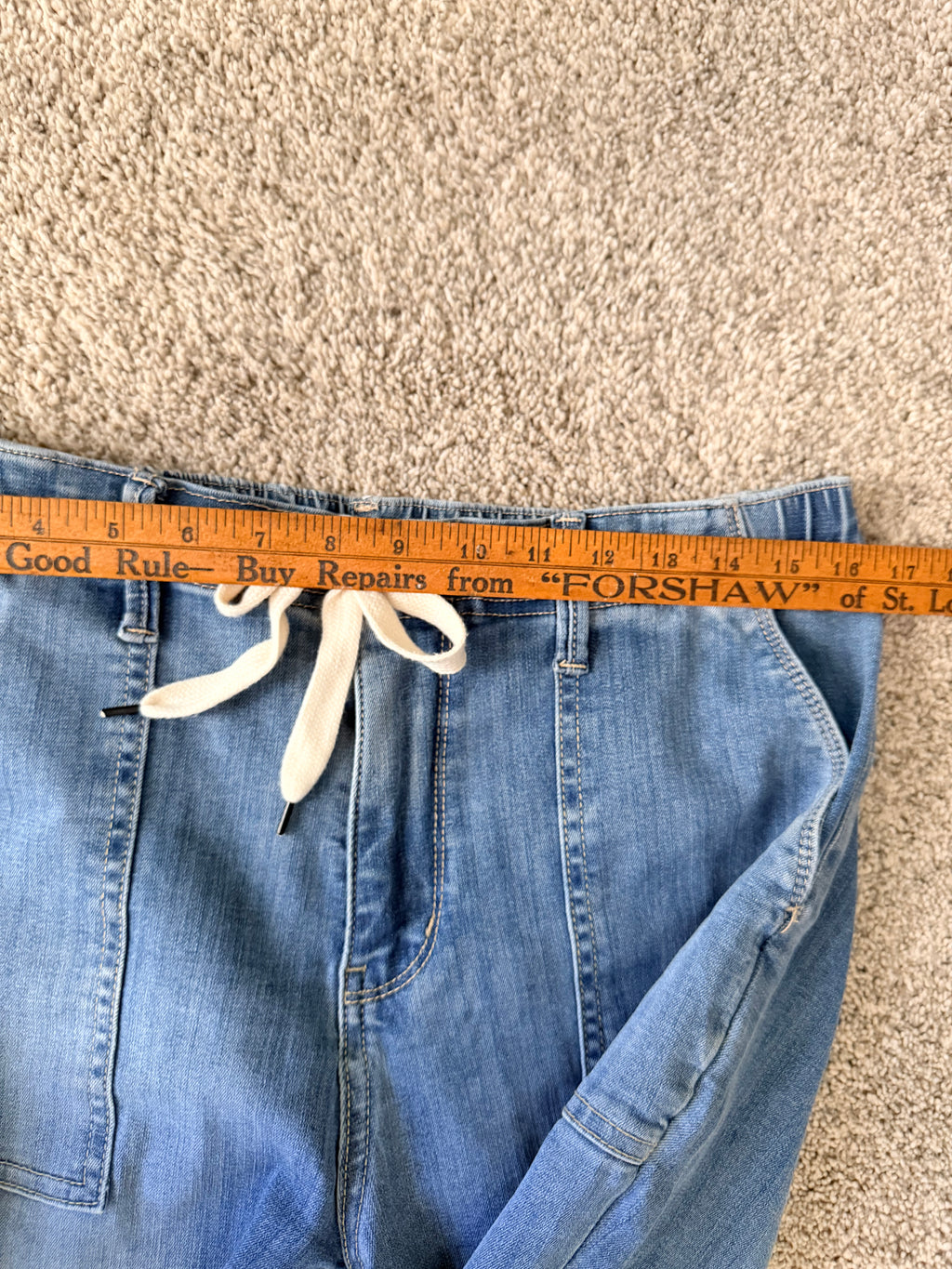 Judy Blue Jeans 9/29 Drawstring Waist Patch Pocket Relaxed Boyfriend Denim