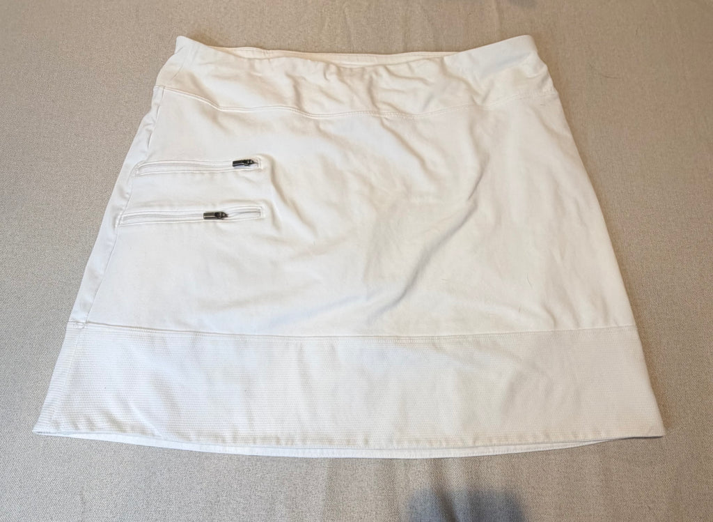 Athleta White Women's Active Skort with Dual Zip Pockets