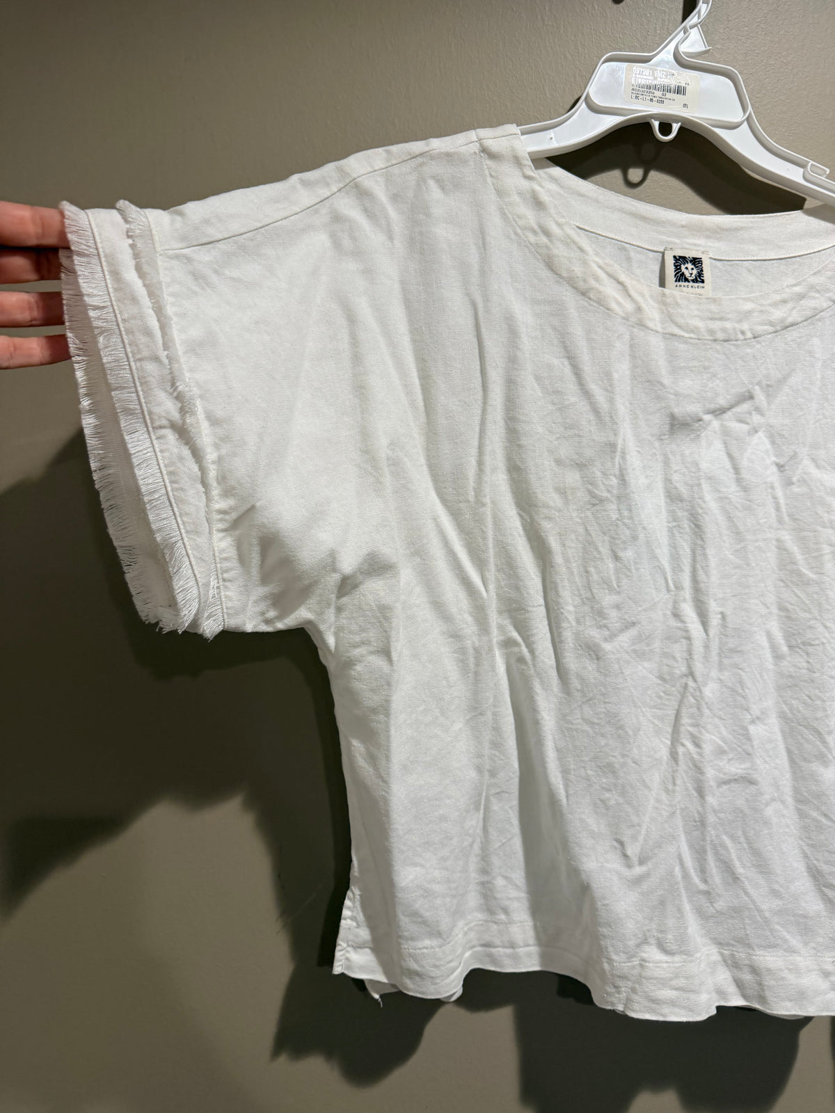 Anne Klein White Short Sleeve Linen-Blend Tee