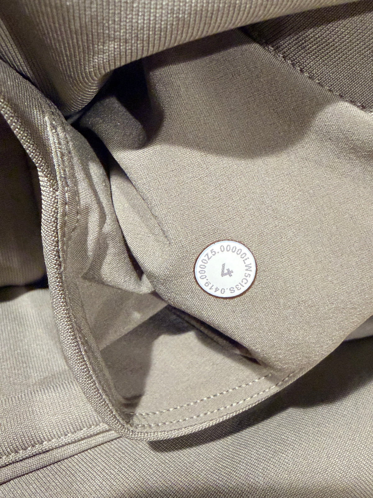 Lululemon Light Khaki grey Pleated Pants — Size 4