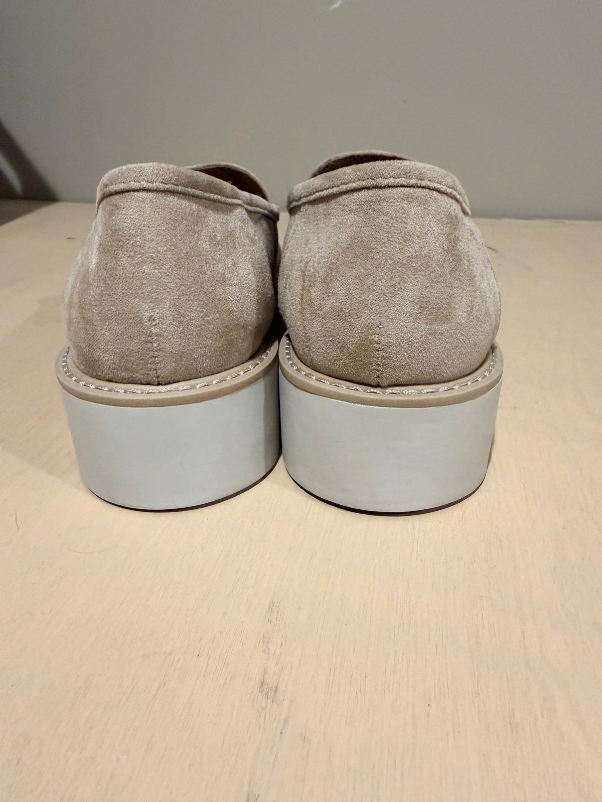 Sonoma women’s Suede Loafers in Beige Taupe