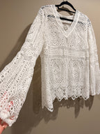 Davi & Dani White Crochet Lace Tunic Top L Boho Scallop Festival