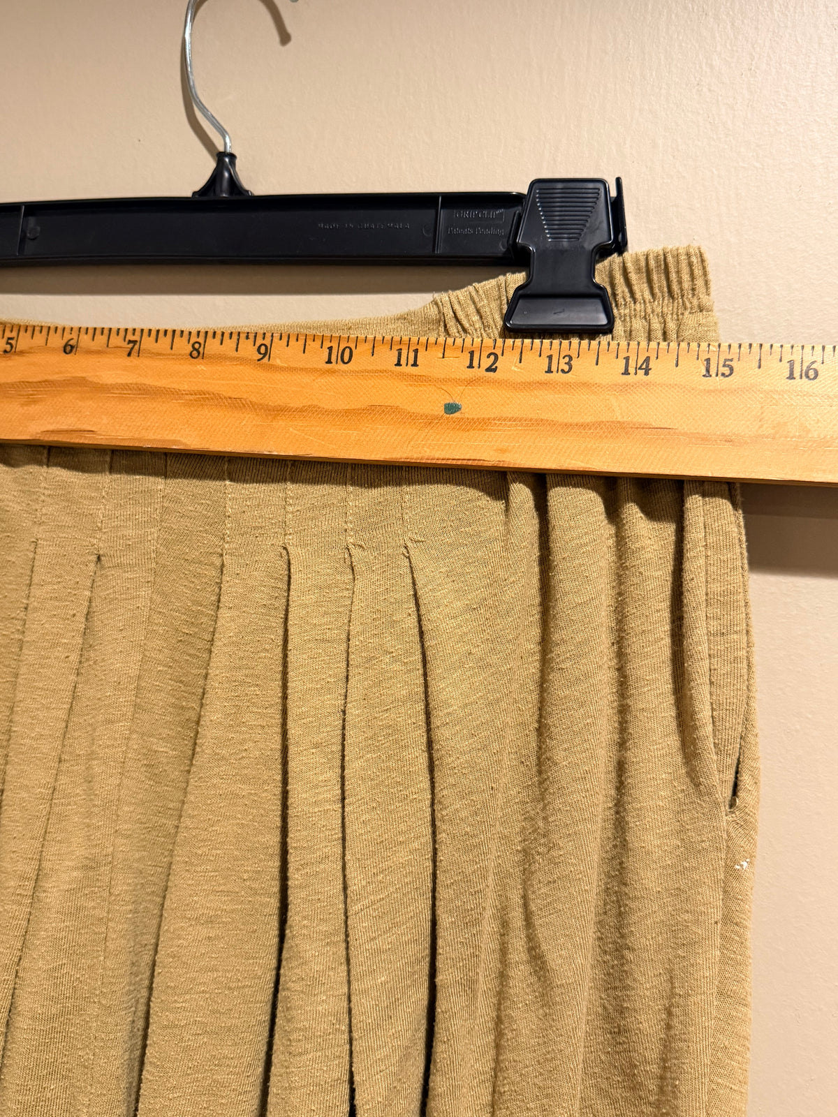 Free People Mustard green Pleated Harem Pants Slouchy Boho Size M