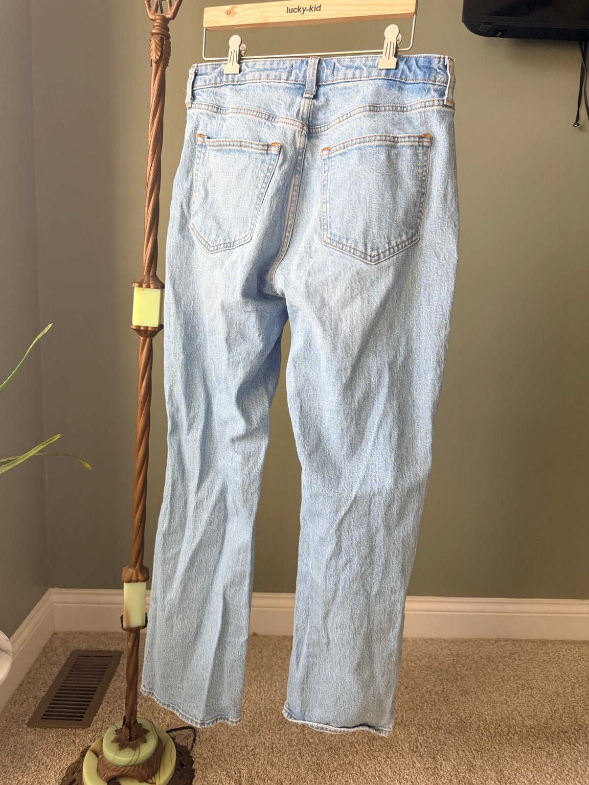 Abercrombie Curve Love vintage straight high rise jeans 29/8 back