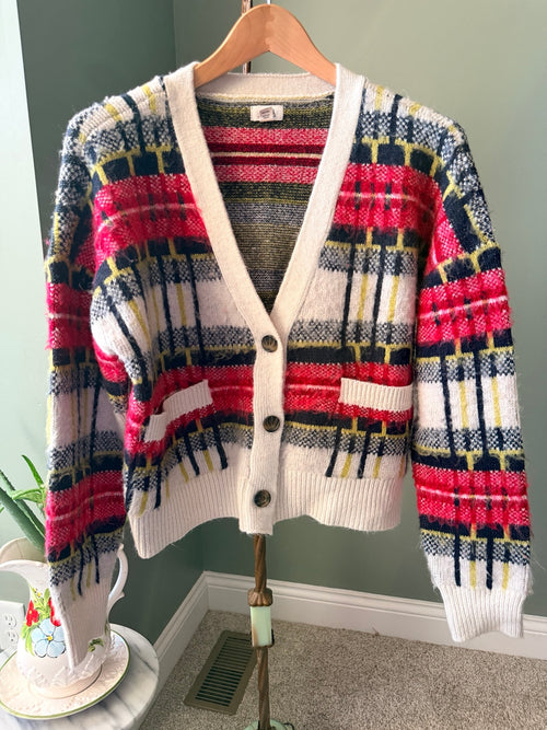 A.N.A A New Approach red cream navy plaid cardigan front