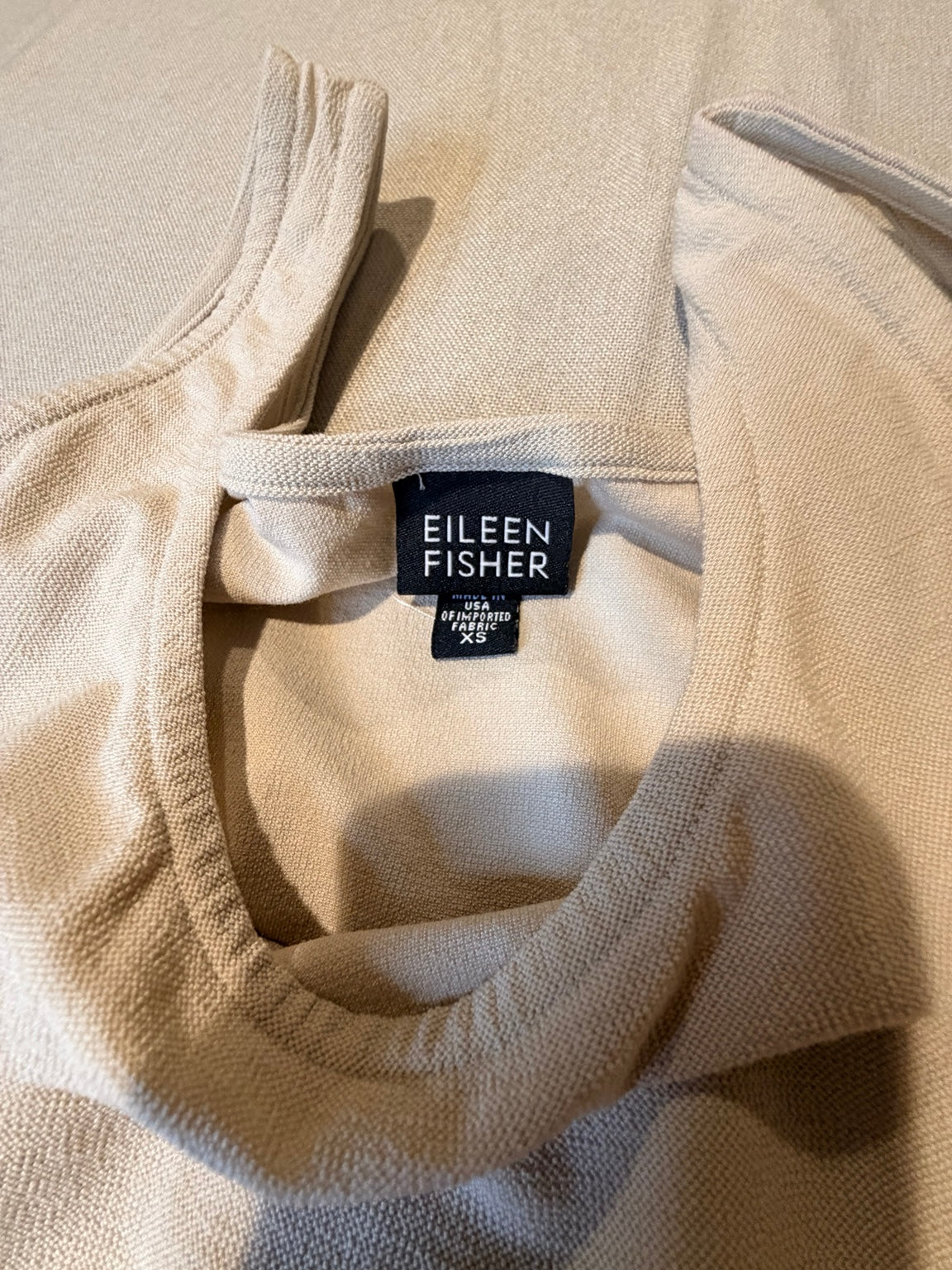 Eileen Fisher beige cream scoop neck tank top size XS brand label