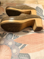 Dansko Brown Leather Clogs 39 Heeled Mules Wood Look Block Heel