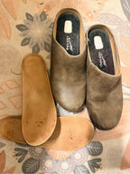 Dansko Brown Leather Clogs 39 Heeled Mules Wood Look Block Heel