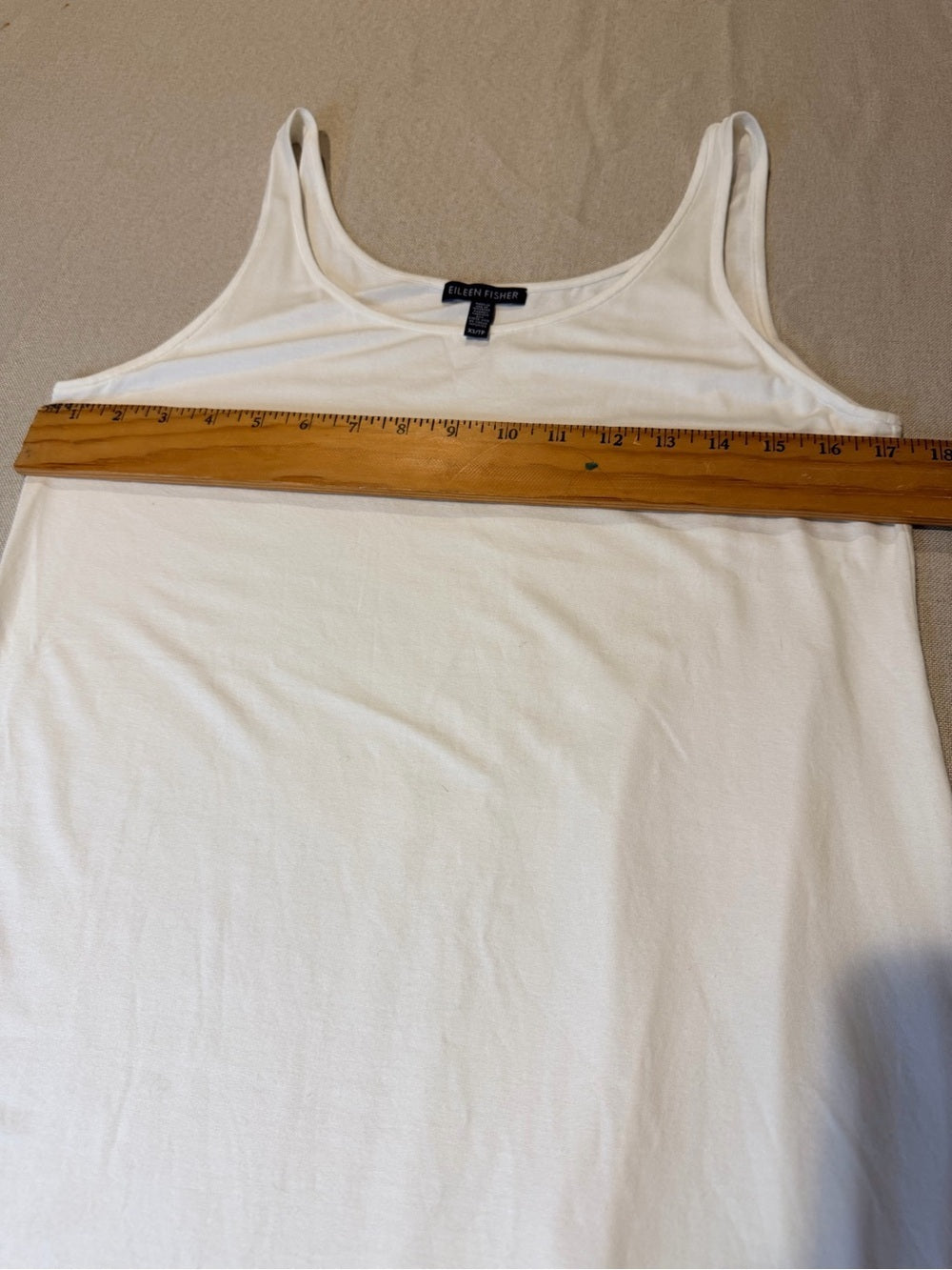 GT-4 Eileen Fisher Cream Scoop Neck Tank Top XS Minimalist Layering