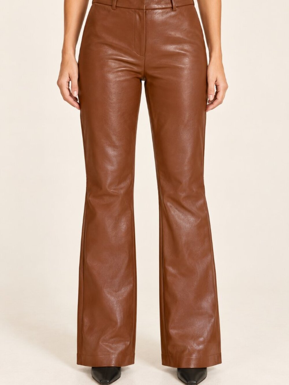 GT-0195 Aritzia Wilfred Brown Leather Look Bootcut High Rise Pants Size 10