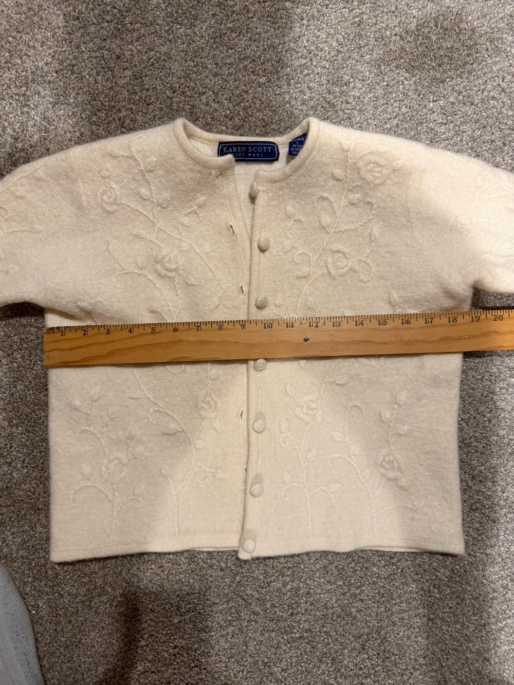 Karen Scott Pure Wool Cream Floral Embroidered Cardigan Sweater L Vintage