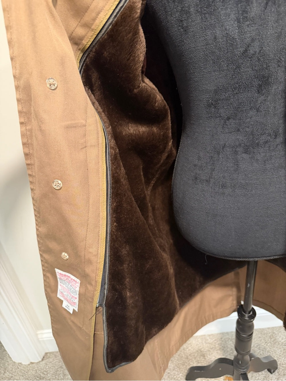 Vintage London Fog Maincoat Tan Faux Fur Lined Trench Coat Men’s 38 REG