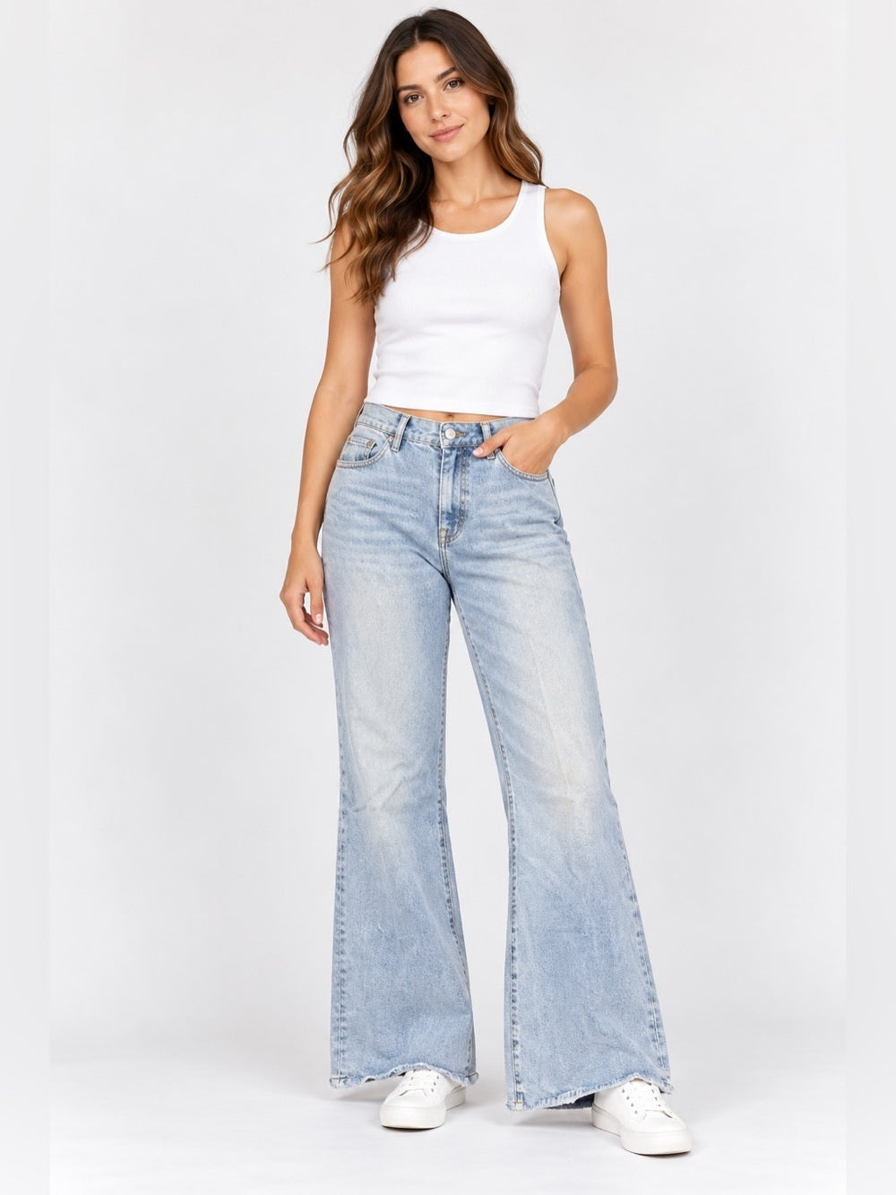 78& Sunny Light Wash Wide-Leg Women's Jeans with Flared Hem