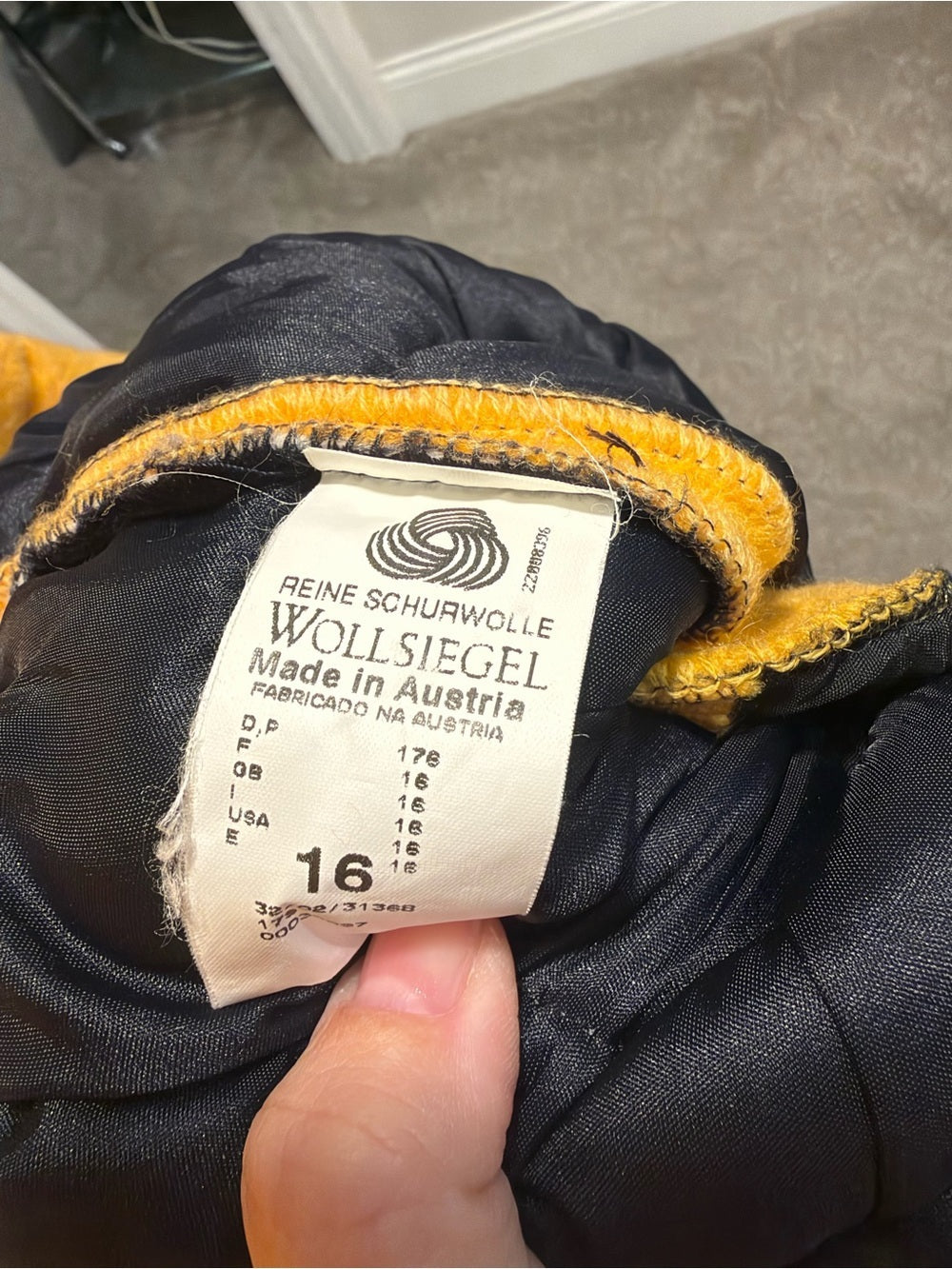 Giesswein Austria Wool Hooded Coat 16 Mustard Yellow Quilted