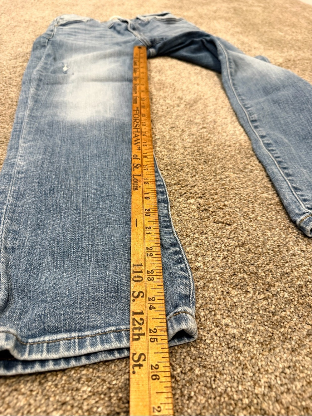 GT-0146 — Eunina High Rise Straight Leg Distressed Jeans 7/28 Light Wash