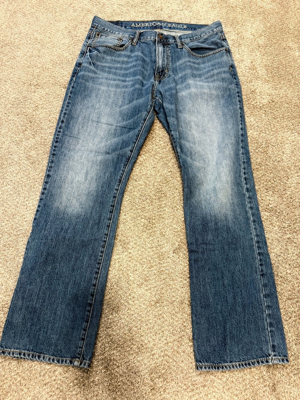 American Eagle Outfitters Men’s Medium Blue Straight Jeans