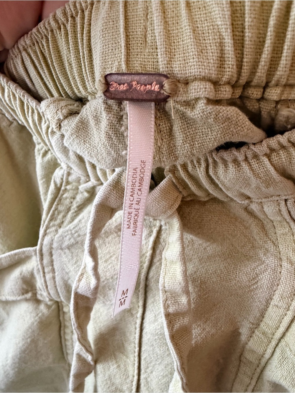GT-0176 Free People Linen Blend Pull-On Shorts Warm Olive M Oversized Pockets