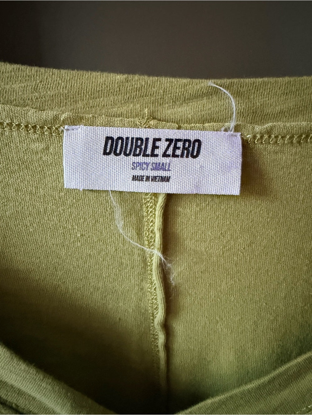 GT-0185 Double Zero Chartreuse Green V-Neck Relaxed Slub Knit Tee Size Small