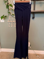 GT-0056 Offline by Aerie Real Me Crossover Flare Leggings Navy Blue Small