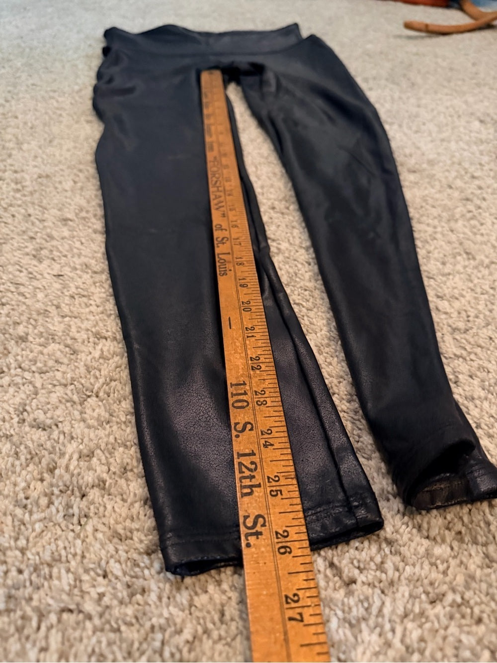 GT-0059 SPANX Faux Leather High Waisted Leggings Black Large