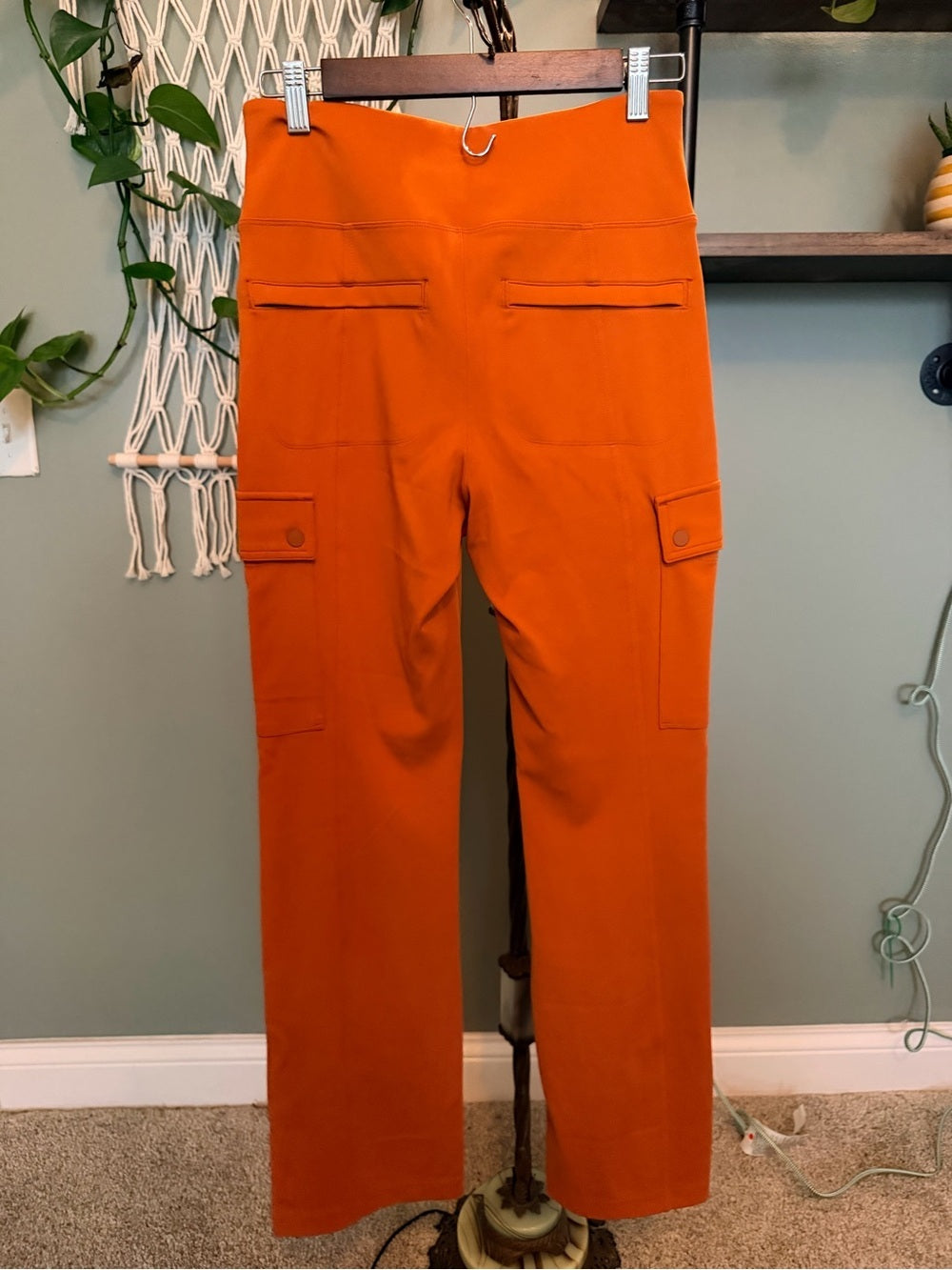 GT-0061 Athleta Delancey Straight Cargo Pant Orange Size 8