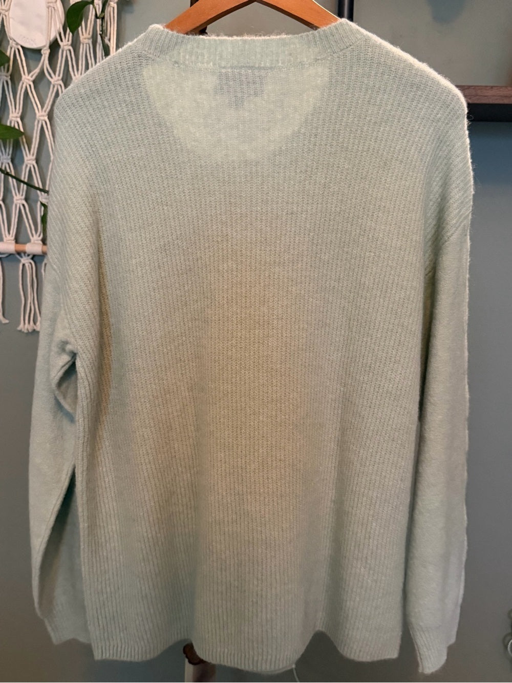 GT-0065 LOFT Outlet Soft Mint Green Crewneck Sweater Size L NWT
