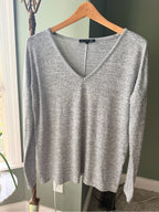 Rag & Bone / JEAN Gray V-Neck Long Sleeve Top – Size Small