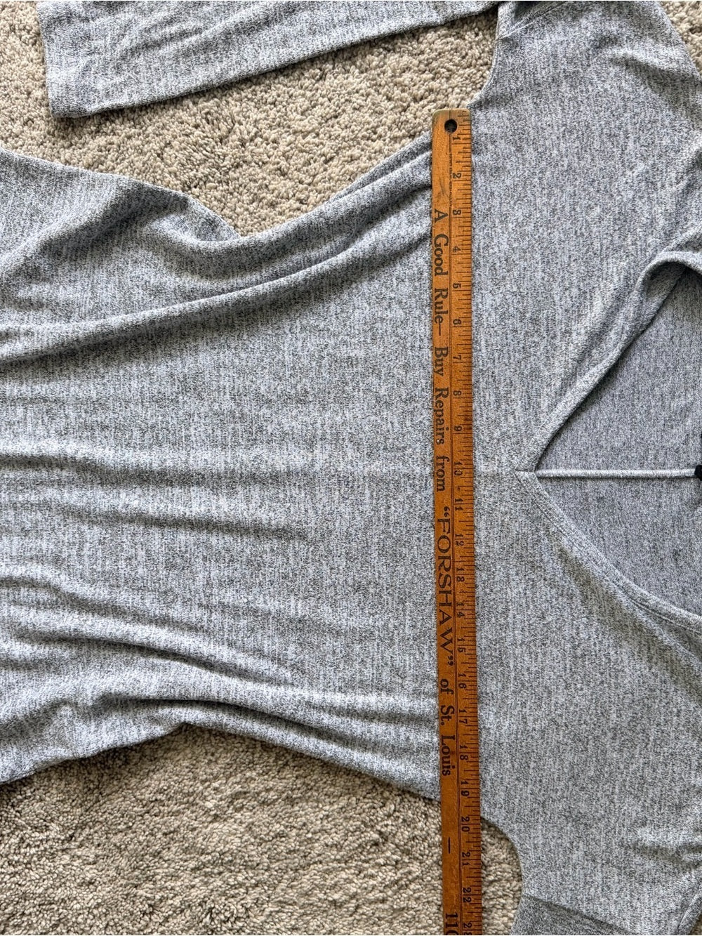 Rag & Bone / JEAN Gray V-Neck Long Sleeve Top – Size Small