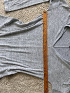 Rag & Bone / JEAN Gray V-Neck Long Sleeve Top – Size Small