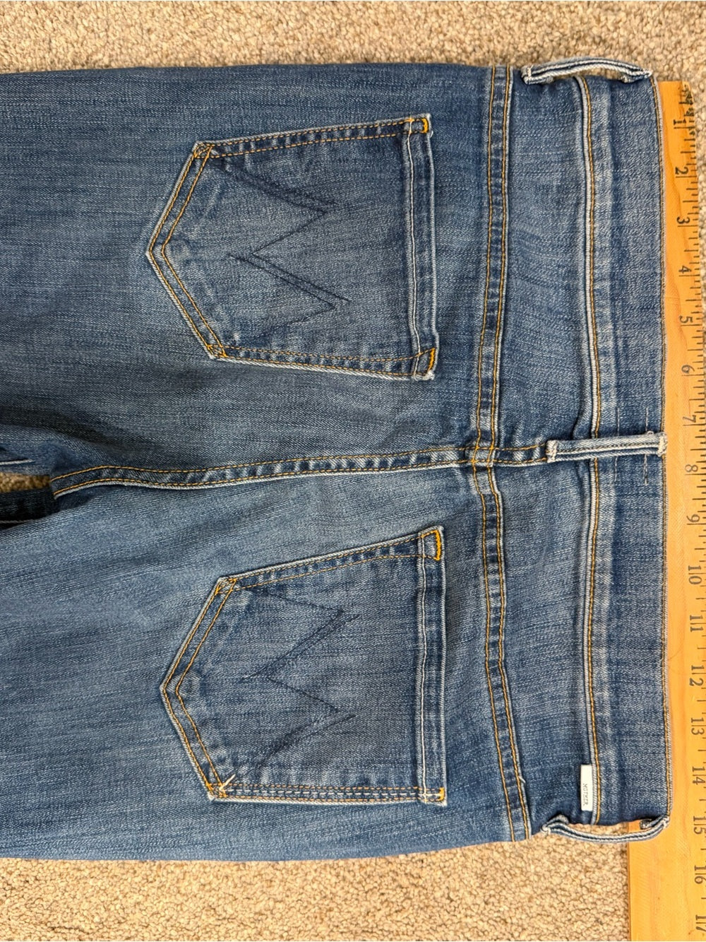 GT-0229 MOTHER Insider Crop Step Fray Jeans 29 Not Rough Enough