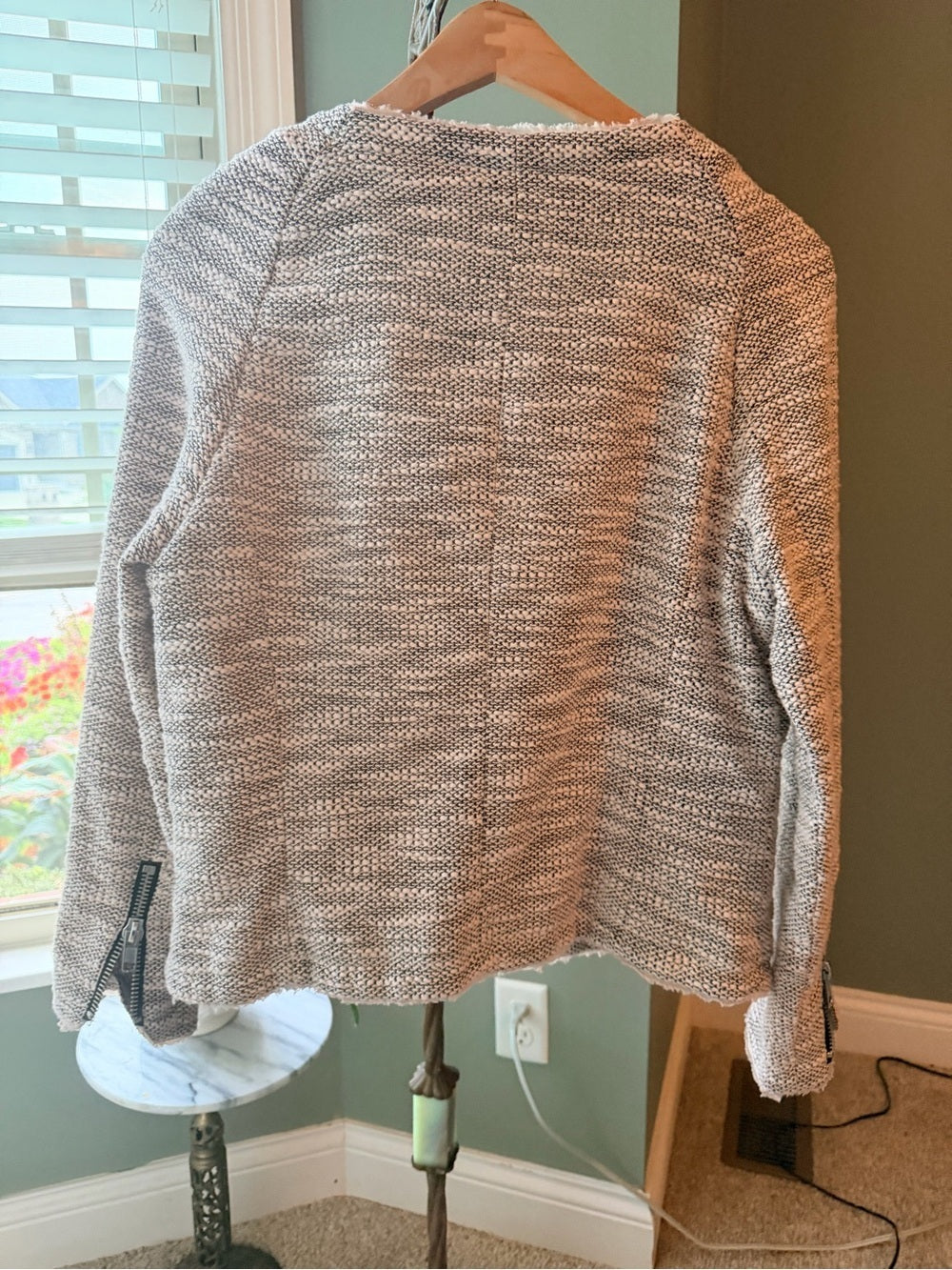 GT-0084 — MNG Mango Casual Bouclé Tweed Zip Jacket XL