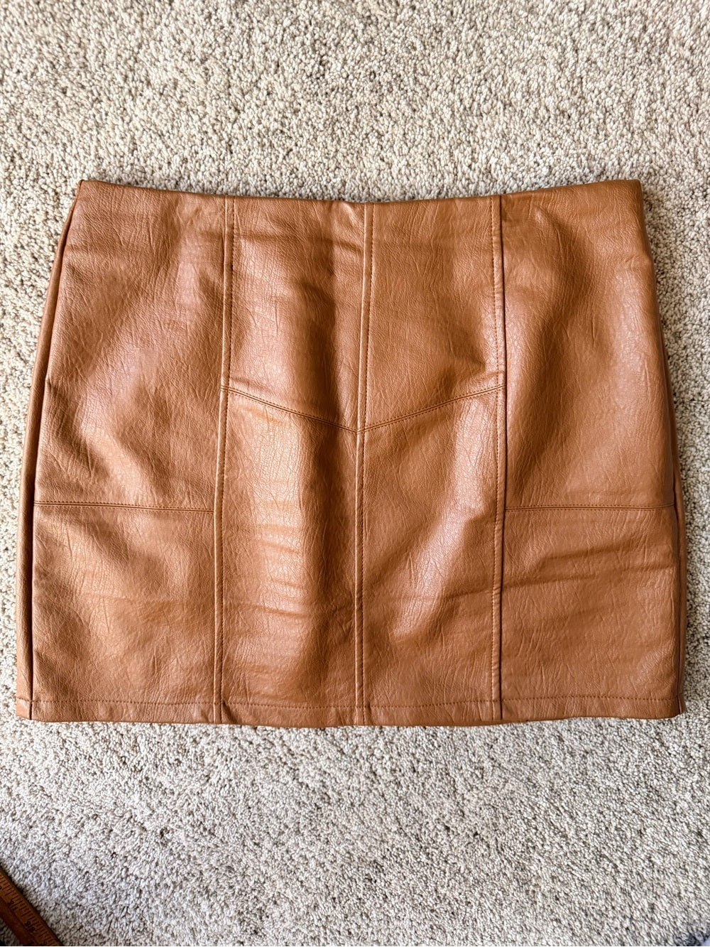 GT-0093 Bluivy Cognac Faux Leather Mini Skirt L Brown Paneled