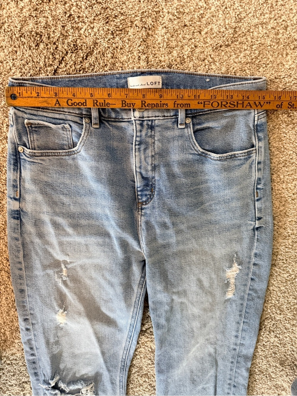 GT-0103 LOFT High Waist Flare Crop Jeans 30/10 Distressed Raw Hem Light Wash