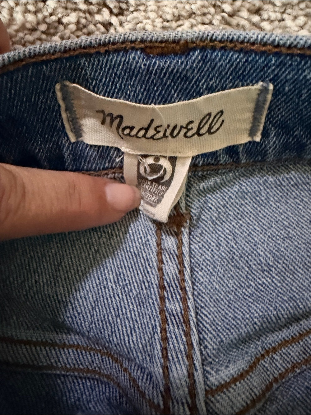 GT-0106 Madewell ’90s Straight Jeans 28 High Rise Medium Wash Stretch Denim
