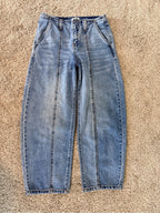GT-0107 Future Collective High Rise Paneled Straight Jeans Size 0 Medium Wash