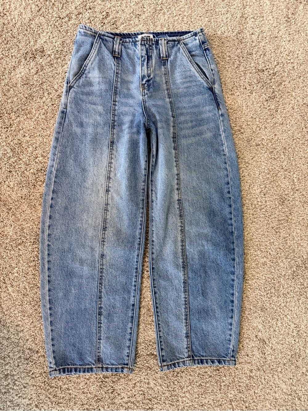 GT-0107 Future Collective High Rise Paneled Straight Jeans Size 0 Medium Wash