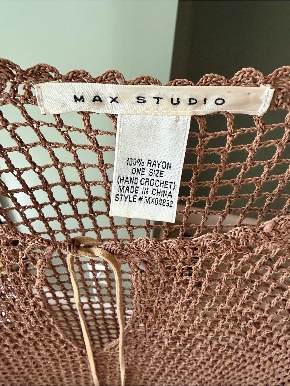 GT-0052 Max Studio Hand Crochet Fringe Poncho Brown Boho One Size