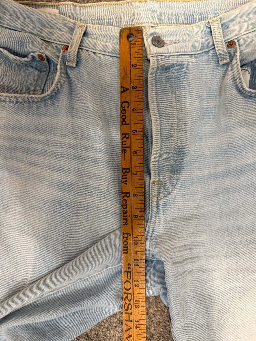 GT-0169 Levi’s 501 ’90s Light Wash Cropped Straight Leg Jeans Raw Hem