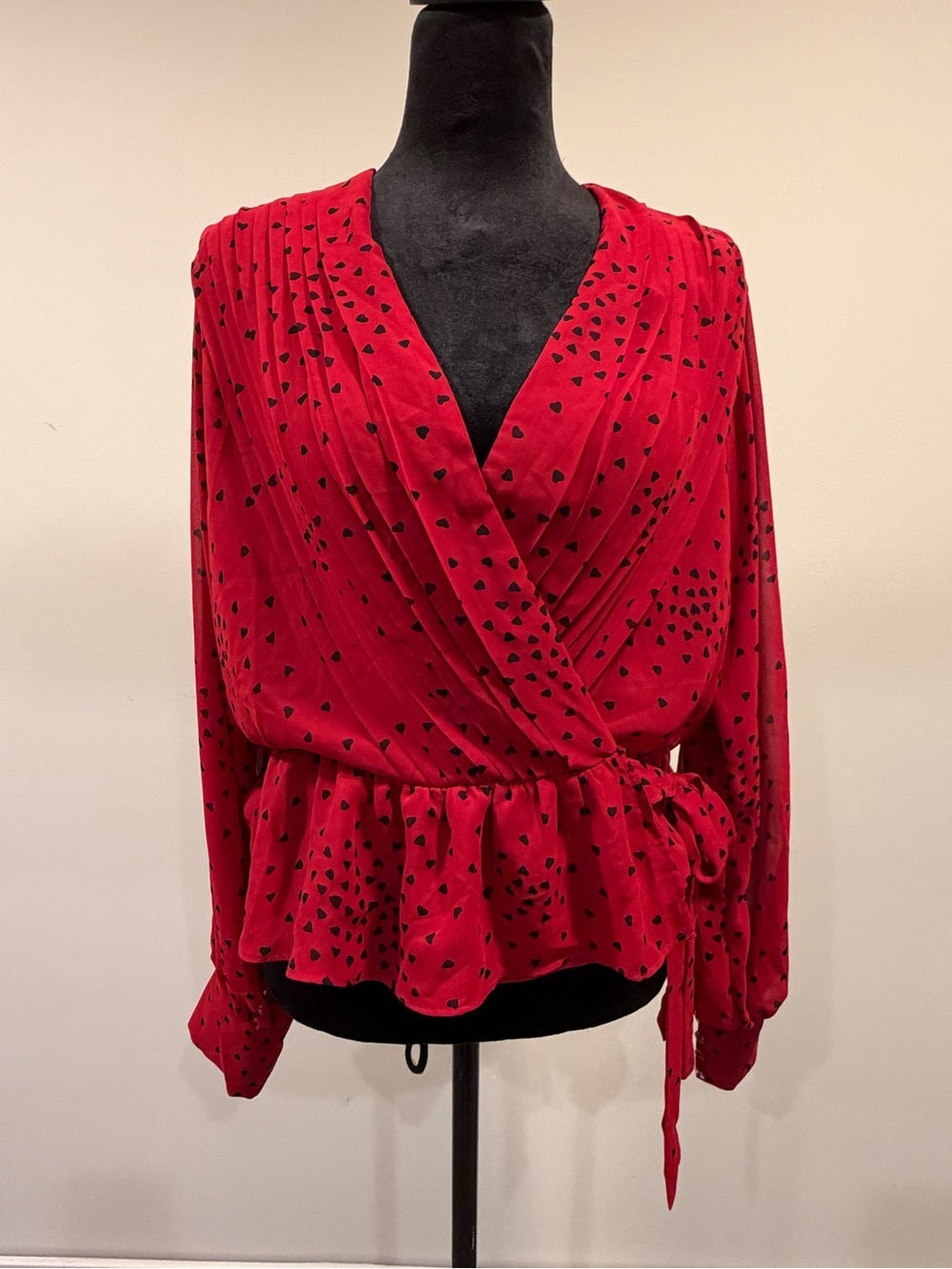 GT-0209 Express Red Black Heart Print Surplice Peplum Blouse Size M