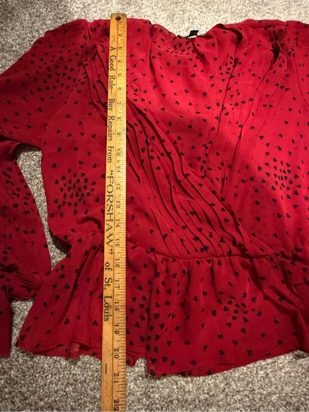 GT-0209 Express Red Black Heart Print Surplice Peplum Blouse Size M