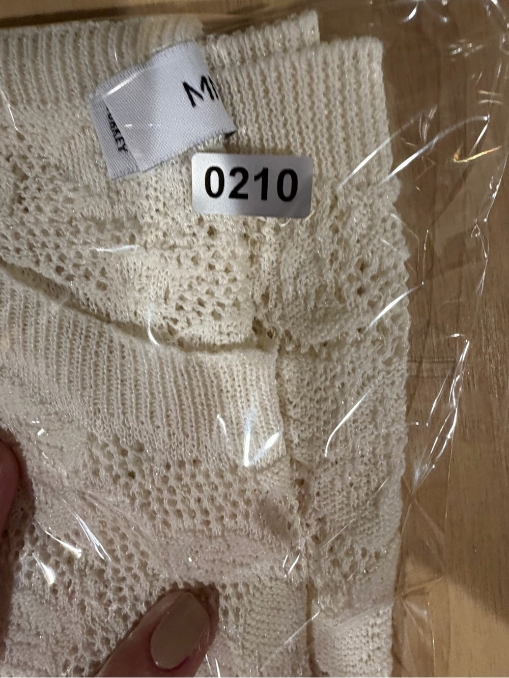 MNG Mango Cream Floral Open Knit Sleeveless Sweater Top S GT-0210