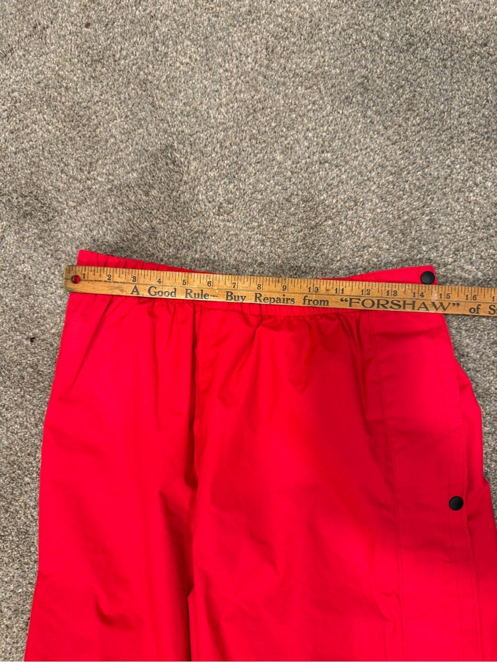 Vintage Mountain Equipment Co-Op Gore-Tex Red Ski Snow Pants Medium GT-0234