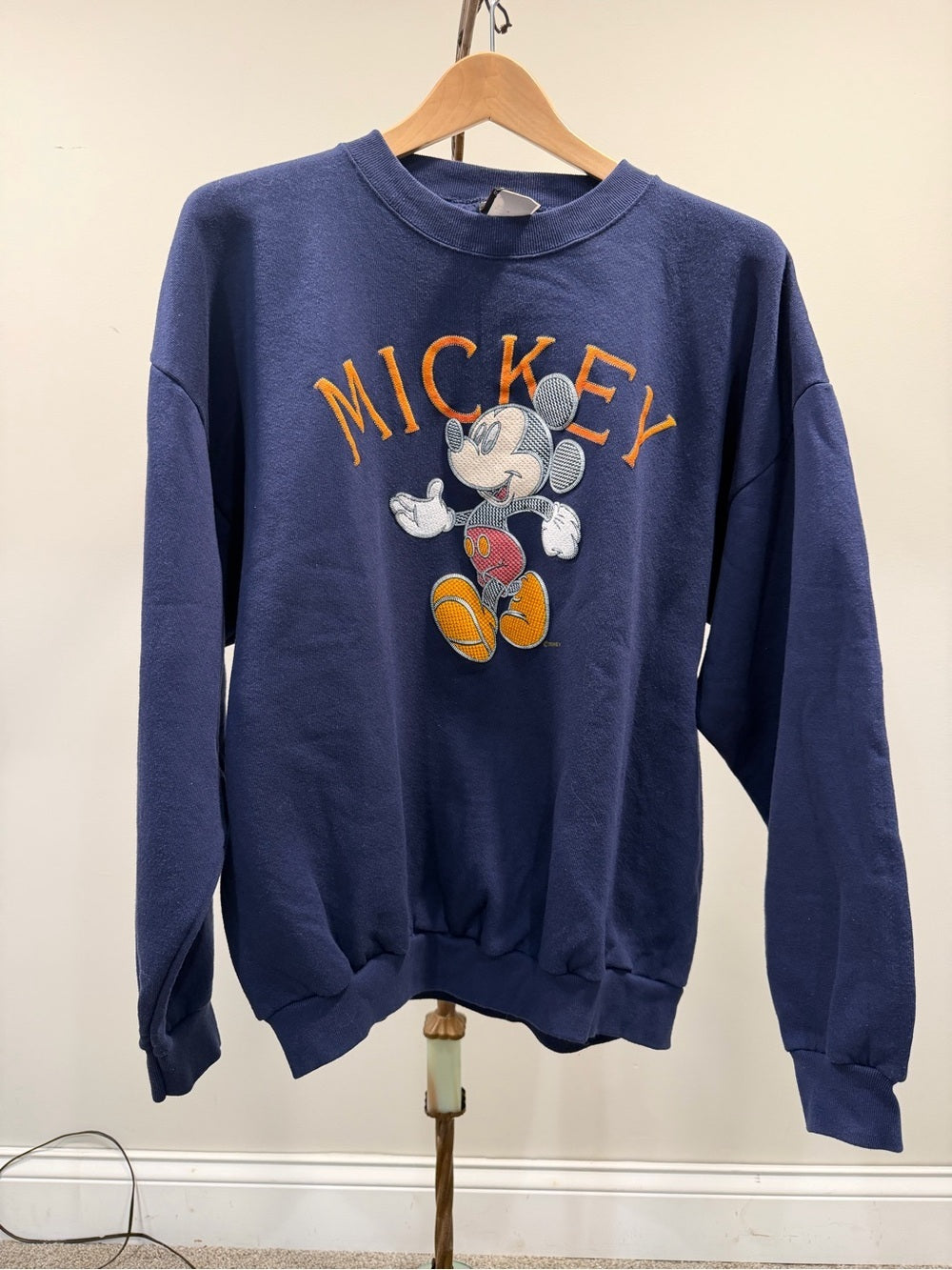 GT-0145 Rare Vintage 90s Disney Mickey Mouse Velva Sheen Embroidered XL USA