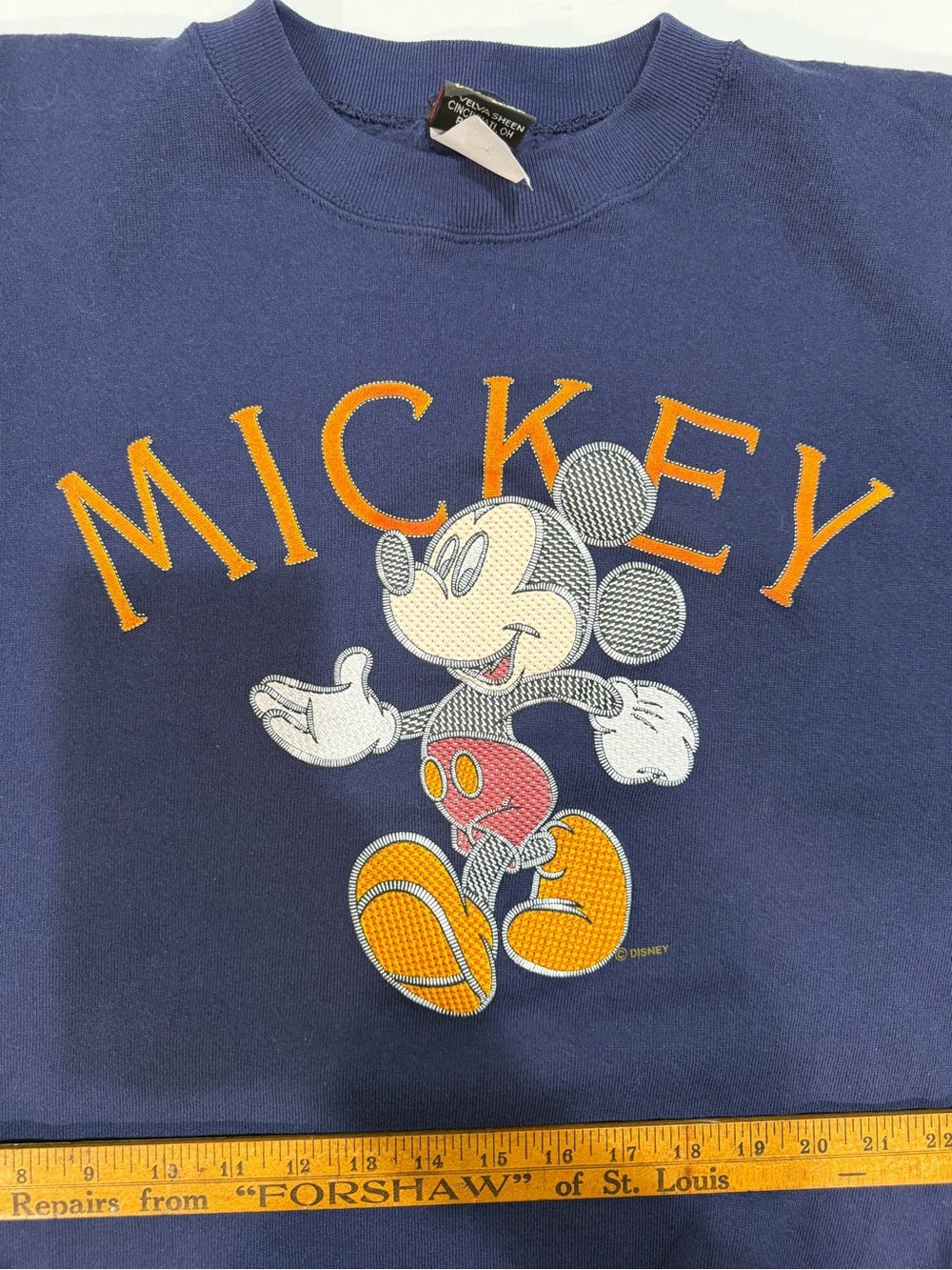 GT-0145 Rare Vintage 90s Disney Mickey Mouse Velva Sheen Embroidered XL USA