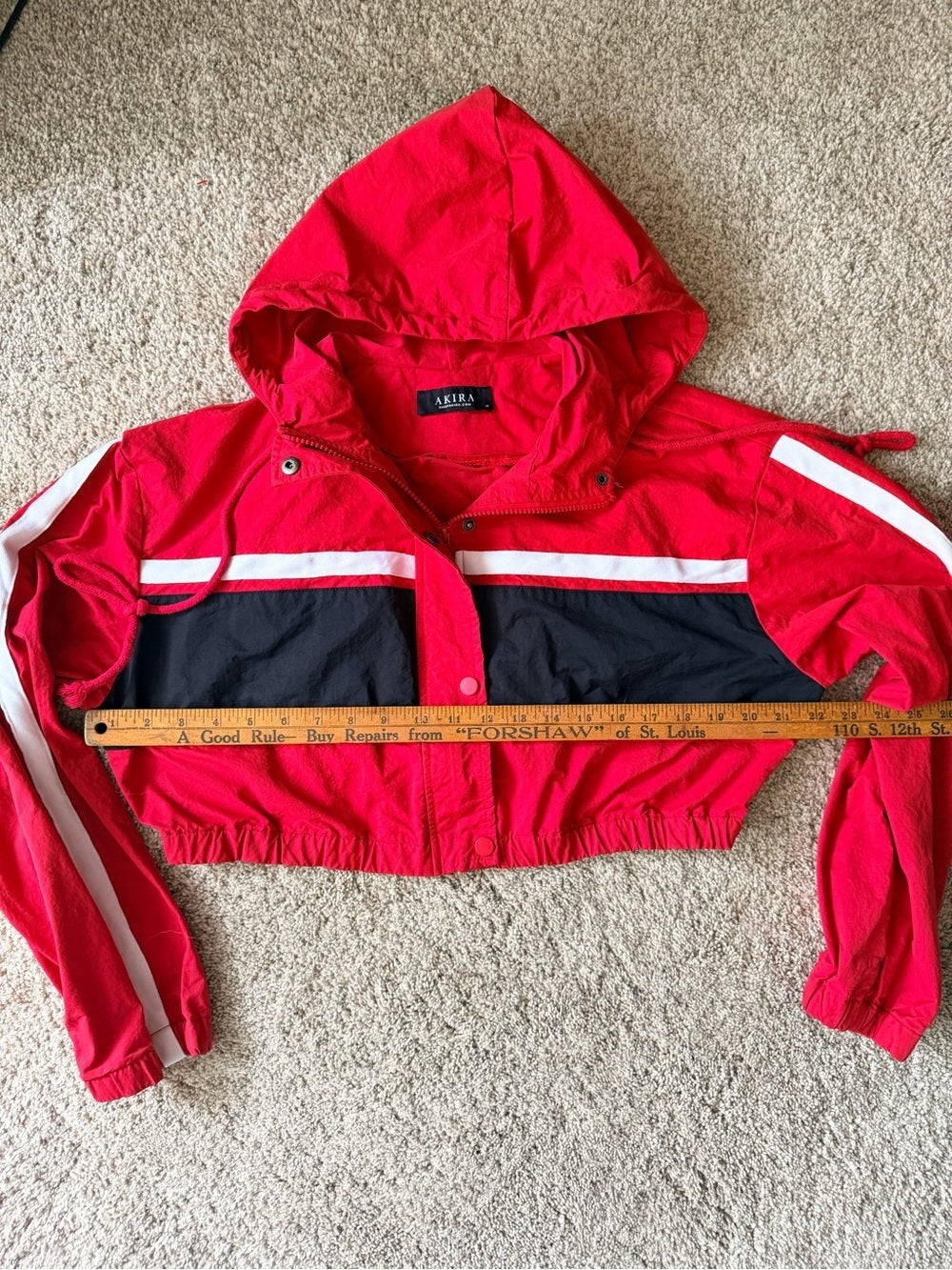 GT-0053 AKIRA Red Black Colorblock Cropped Windbreaker Hooded Jacket M