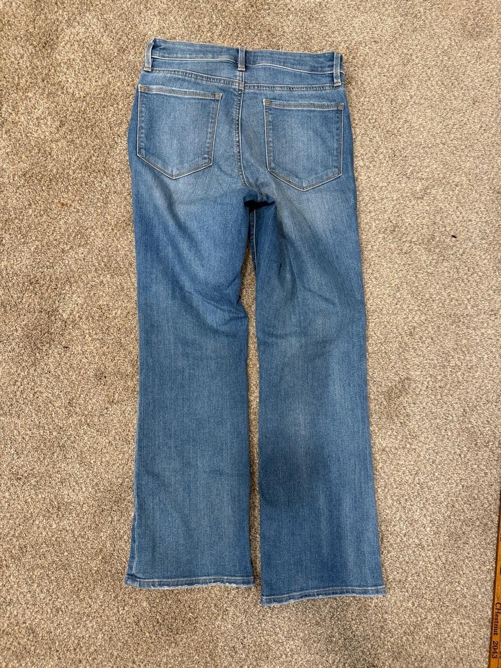 GT-0009 Athleta Jeans Size 4 Medium Wash Straight Leg High Rise Denim