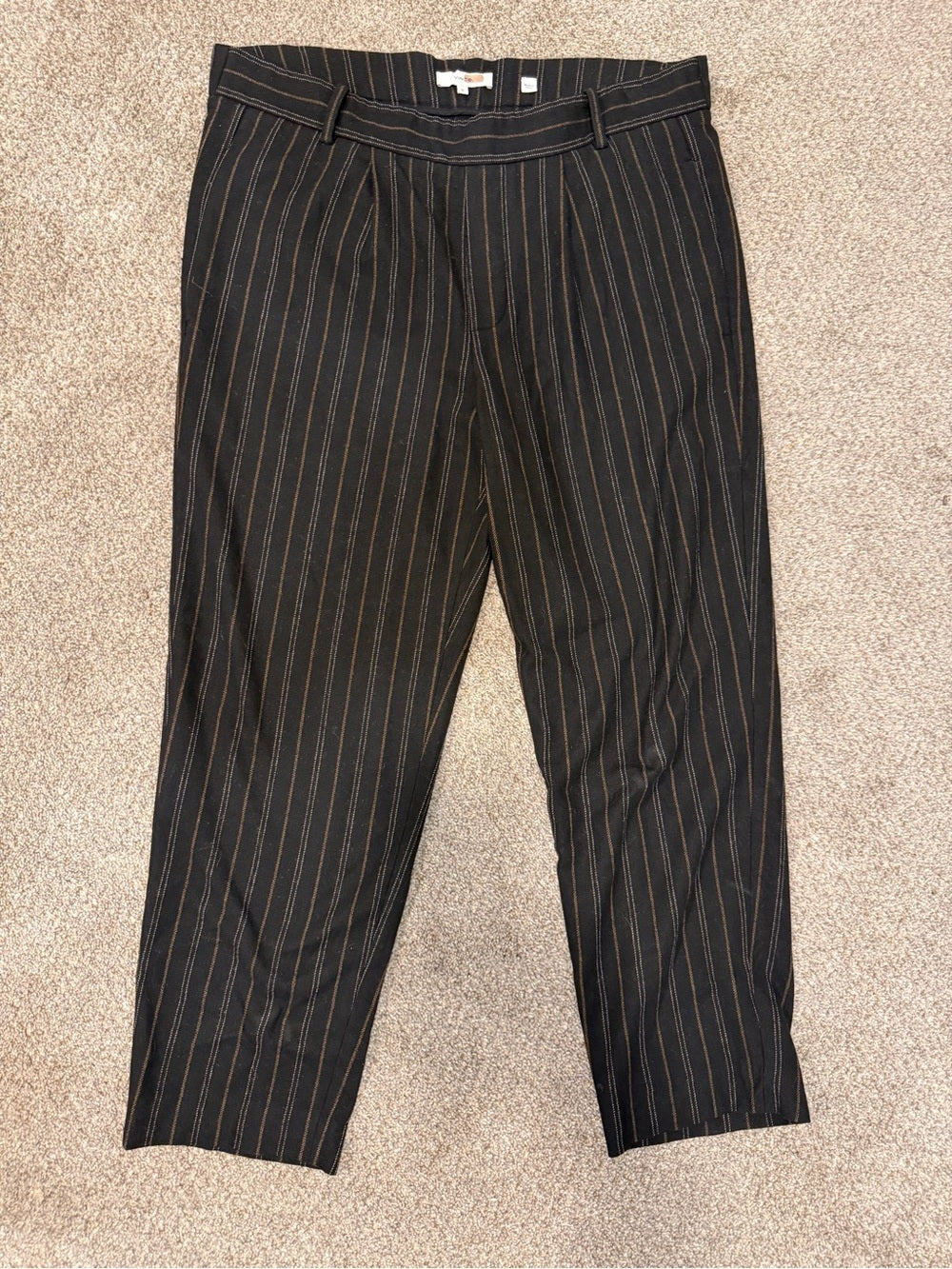 GT-0194 Vince Pinstripe Linen Blend Cropped Trousers Black Brown M
